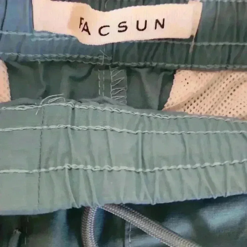 PacSun Small volley mens short NWOT - Picture 2 of 8